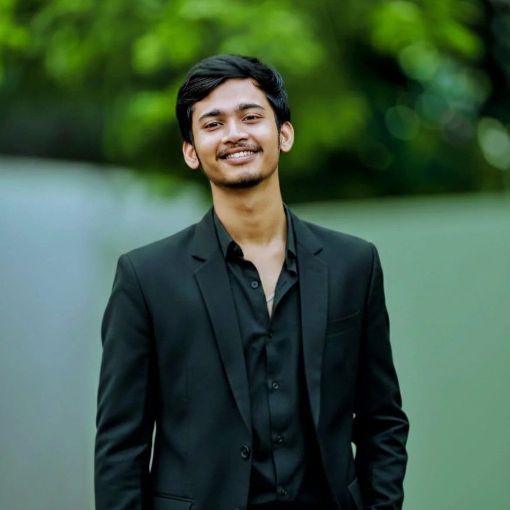 Naveen, Digital Media Partner